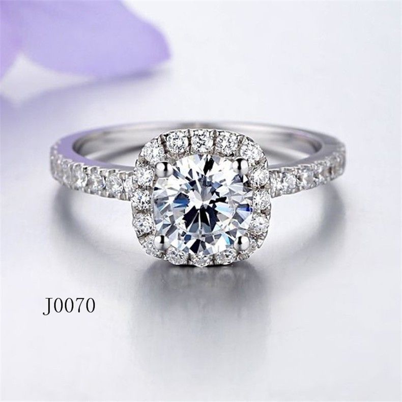 Anel feminino de luxo com zircônia cúbica em formato de coração, estilo europeu e americano, com espelho clássico e seis garras de alta qualidade._voghion.com