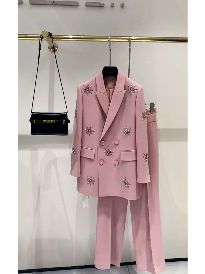 Dameskleding met een complete set van hoogwaardige mode roze pakken en broeken Celebrity-stijl tweedelig pak voor vrouwen_voghion.com