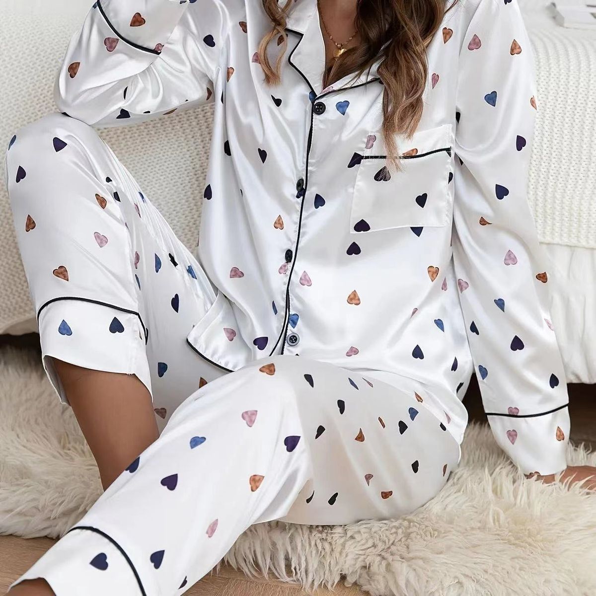 Elegant V-Neck Satin PJ Set For Women - Soft & Breathable Long Sleeve Sleepwear With Heart Print_voghion.com