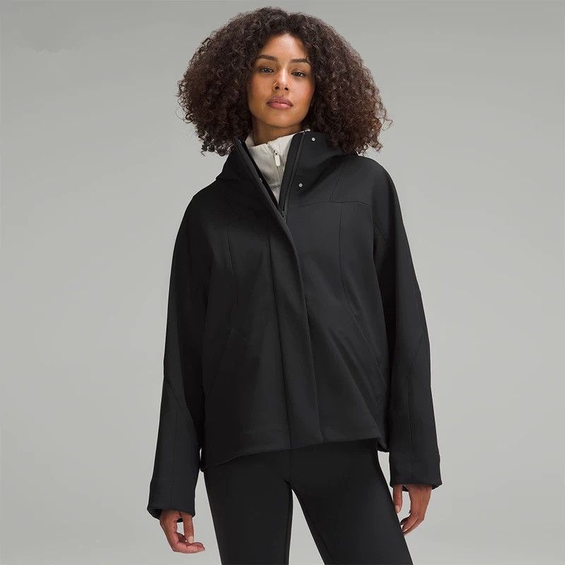 Giacca da yoga da donna in softshell con fodera in pile e cappuccio con coulisse, antivento e traspirante, ideale per attività all'aperto, corsa, escursionismo e abbigliamento casual._voghion.com