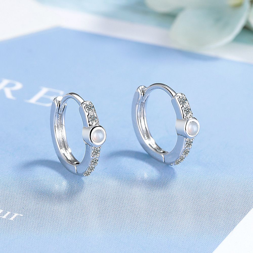 Orecchini a cerchio doppio semplice in opale, nuovi orecchini di design di nicchia, eleganti, versatili e alla moda._voghion.com