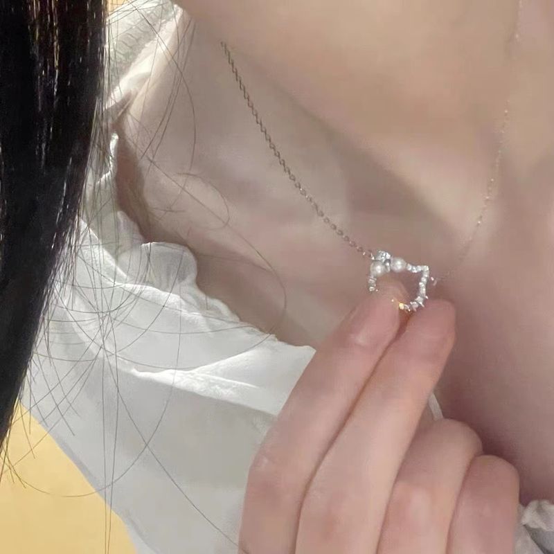 Cartoon Kitty cat cartoon Pearl bow cute elegant diamond pendant gift for girlfriend girlfriends necklace_voghion.com