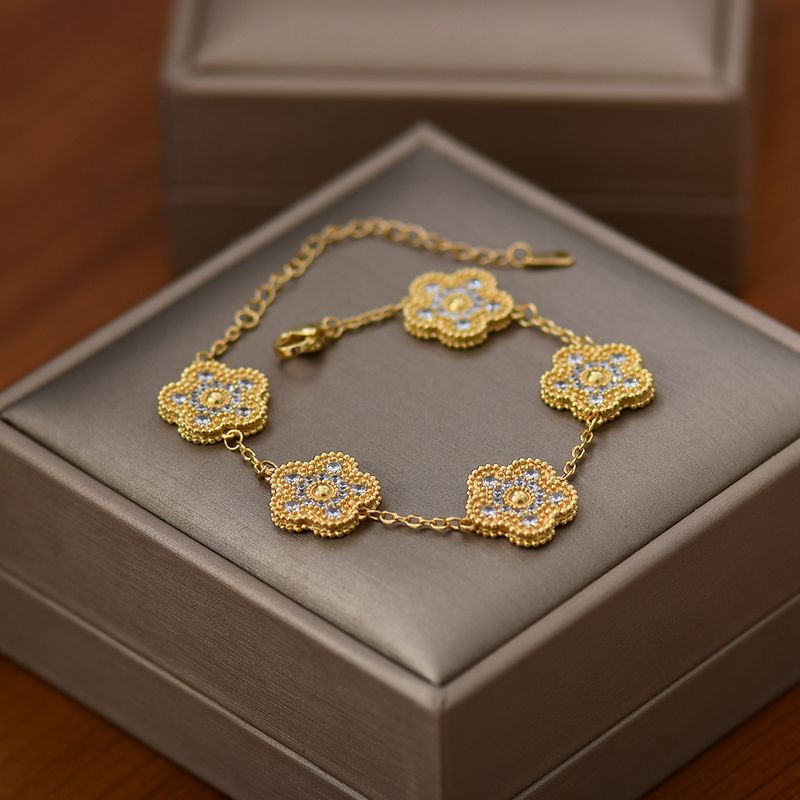 Bracciale a cinque fiori con quadrifoglio, stile leggero, di lusso, alla moda, da donna, nuovo, alla moda, con zirconi intarsiati, gioielli di personalità_voghion.com