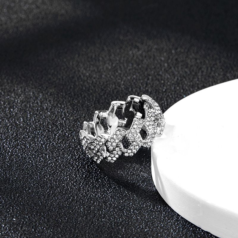 Nya personliga unisex-legeringsringar med diamantsmycken i lyxstil mode nischade smycken_voghion.com