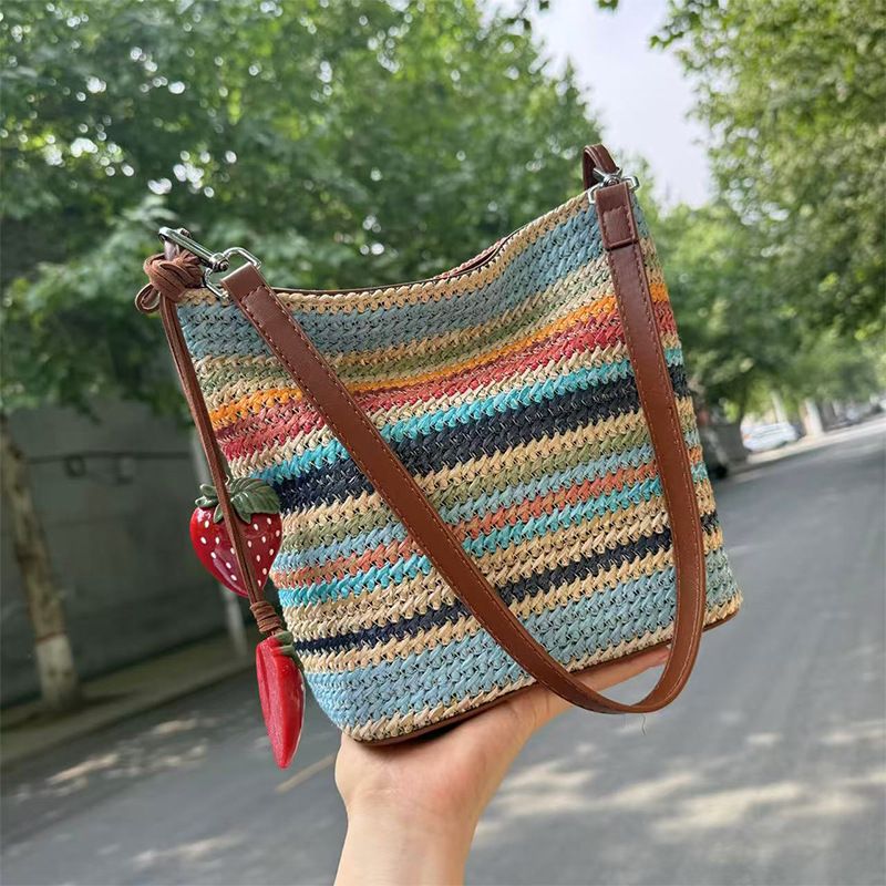 Sommer gewebt klein 2025 neue Single-Schulter Crossbody Mode Stroh Eimer Korb Tasche für Frauen_voghion.com