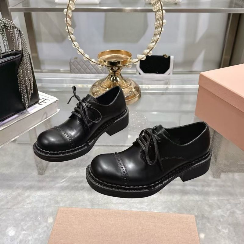 Scarpa singola MIU di alta qualità da donna in stile britannico, nuova primavera 2025, realizzata in pelle anticata con suola spessa, Le Fu_voghion.com