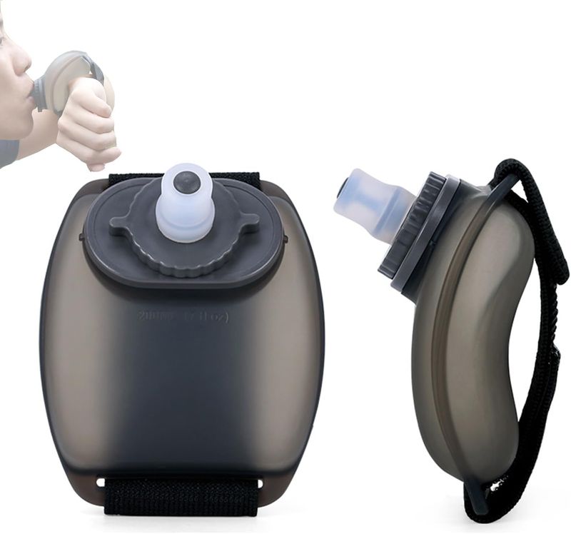 Wrist Bottle Practical Wrist Water Bottle Portable Sports Water Supply Drinking Bottle Leakproof Jogging Bottle Outdoor Gym Cycling 200ml Bottle Black_voghion.com