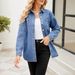 Vintage-Waschung-Jeanshemd für Damen – Locker geschnittenes, langärmliges Button-Up mit Used-Details (Dunkelblau/Hellblau, S/M/L/XL)_voghion.com