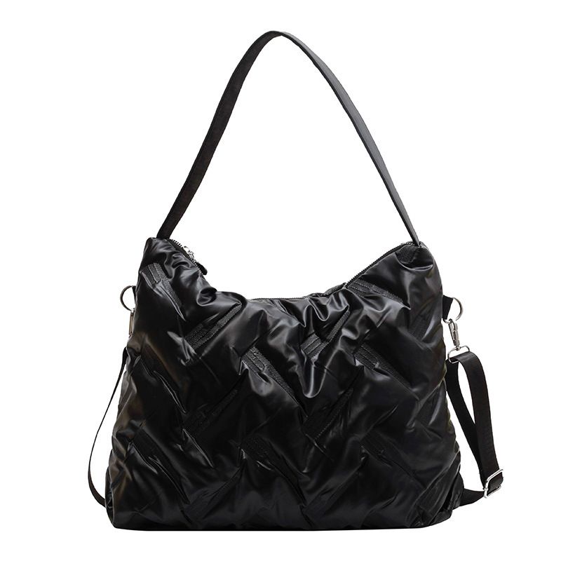 Commerce extérieur en gros losange brodé fil sac fourre-tout femmes 2023 automne et hiver nouveau style coréen mode sac fourre-tout à une épaule_voghion.com