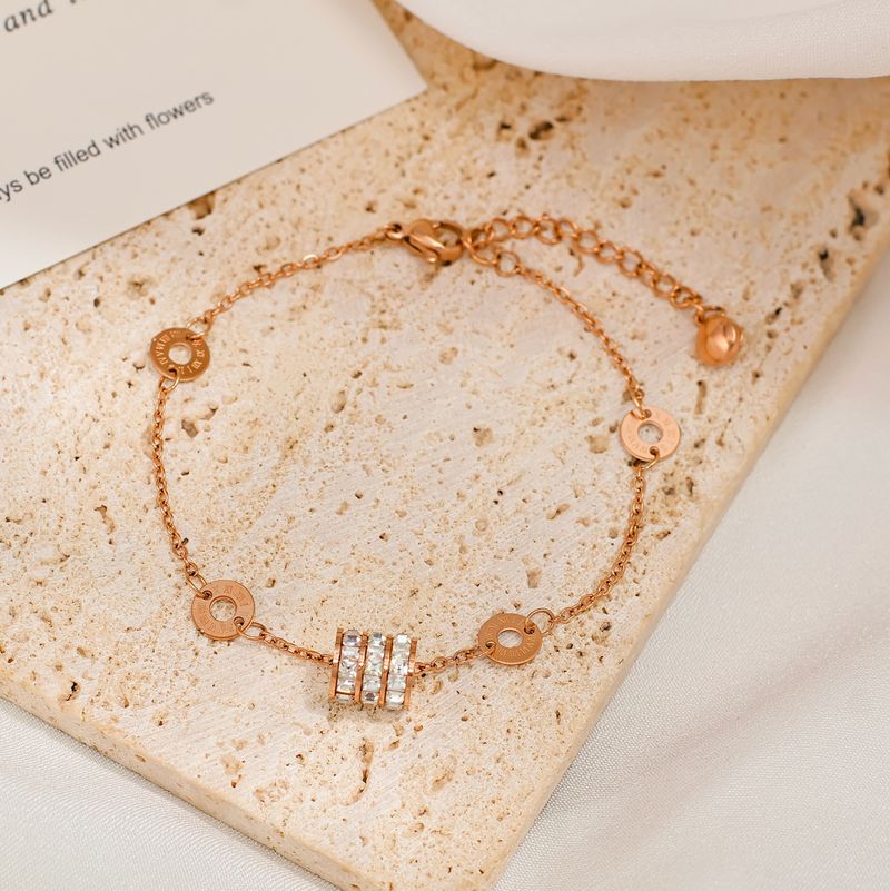 Braccialetto alla moda per donna, design di nicchia leggero e lussuoso, bracciale semplice di alta qualità, placcato in oro_voghion.com