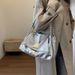Bucket Bag 2025 Herbst Damen Crossbody Tragbare Schulter Weiches Leder Kleine Quadratische Tasche Modische Hundert Casual Täglich Einfache Pendler_voghion.com