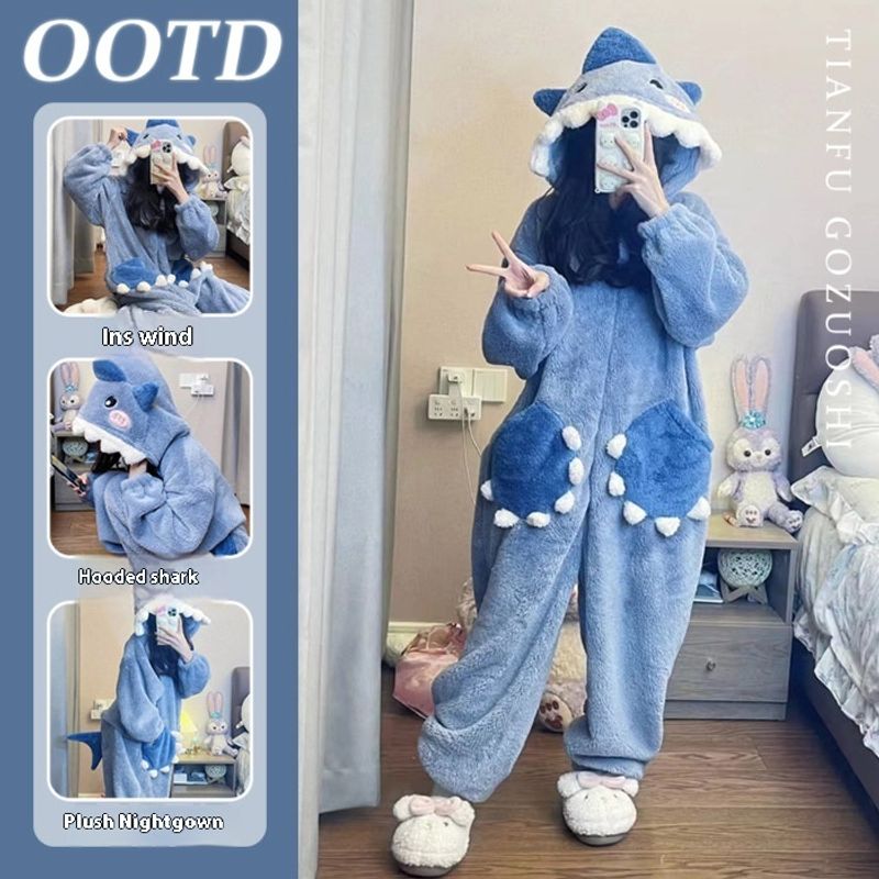 Korallenfleece-Overall mit Haifisch-Print und langen Ärmeln für den Winter, neue dicke Nachtwäsche mit Kapuze für Damen_voghion.com