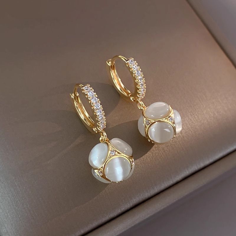 Women's Earrings Cat's Eye Earrings Women's 2023 New Earrings High-end Earrings Ball Earrings Earrings_voghion.com