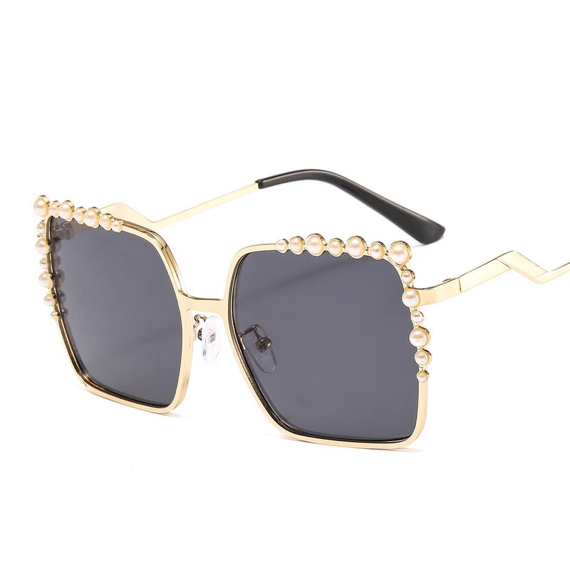 46340 Brand Sunglasses Pearl Decoration Women Fashion Shades Uv400 Lady's Vintage Glasses_voghion.com