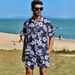 Blumen Kurzarmanzug Hawaiianischer Strand lockerer Urlaubsanzug Hemd Shorts zweiteiliges Set für Herren_voghion.com