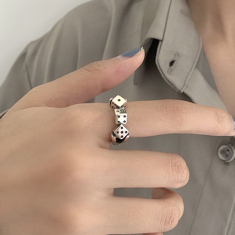 per donna personalità dadi design di alta qualità senso discoteca hip-hop S anello aperto in argento puro moda semplice_voghion.com