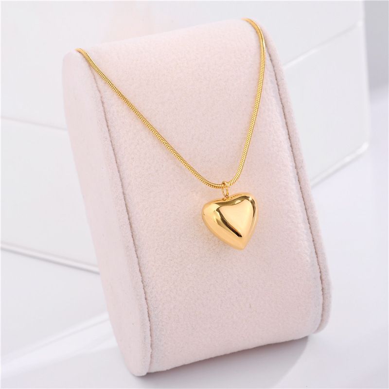 Nouvelle chaîne de clavicule en acier titane pour femme avec pendentif en forme de cœur de pêche Instagram, style minimaliste et élégant, refroidi par air_voghion.com