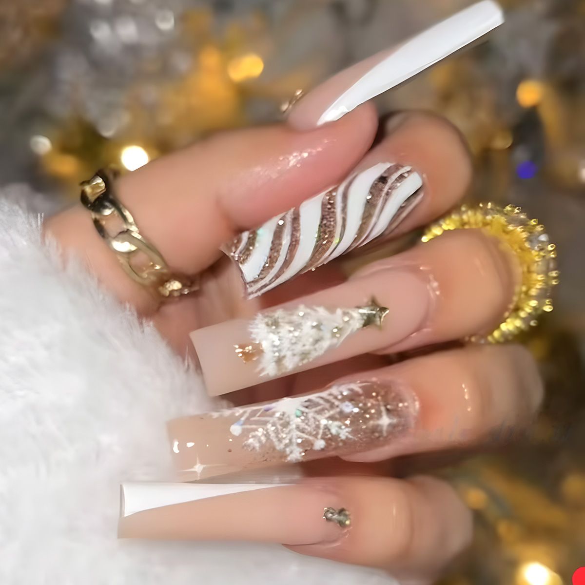Unghie finte lunghe a pressione, albero di Natale invernale, stelle dorate, fiocchi di neve bianchi, unghie finte con colla/gel, stile Ins, unghie finte alla moda per le donne_voghion.com