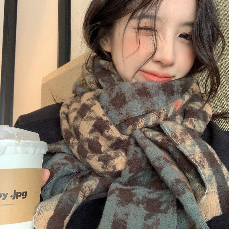 Women 2025 Autumn And Winter New Shawl Scarf Scarf Travel Warm Birthday Gift Accessories_voghion.com