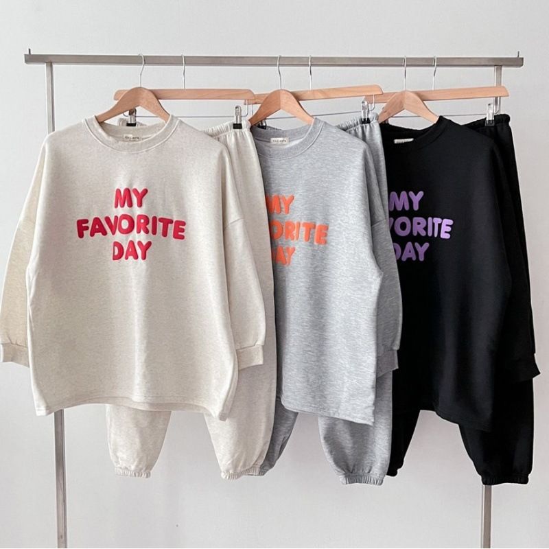 Damenbekleidung Ein komplettes Set an Sportbekleidung für zierliche Frauen Herbst New Style Sweatshirt Leggings Kleiner Stil Zweiteiliger Anzug Trendy_voghion.com