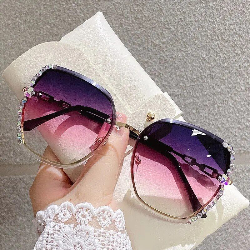Gafas de sol de moda sin montura con decoración de diamantes de imitación para mujer y hombre, gafas con gradiente informales para fiesta en la playa de verano, UV400_voghion.com