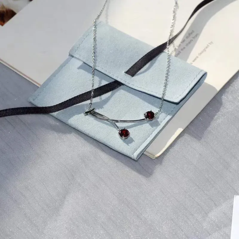 Ketten Hohe Qualität Sterling Silber Einfache Kirschen Halskette Für Frauen Rubin Anhänger Schlüsselbein Kette Licht Schmuck_voghion.com