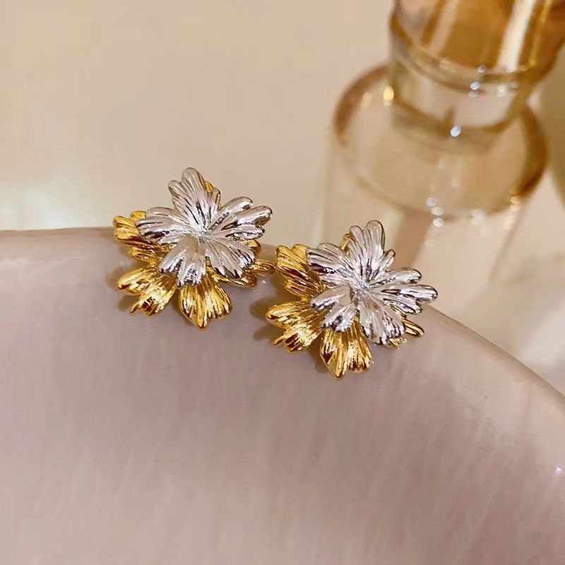 1 Pair Elegant Wer Alloy Gold Sier Plated Ear Studs_voghion.com