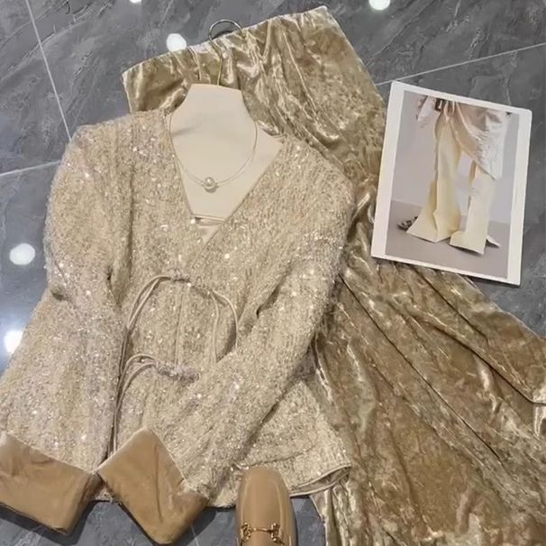 Ženske obleke v modnem slogu so letos priljubljene, zmogljive, elegantne in vrhunske, majhen dišeč suknjič in krilo v dvodelnem kompletu_voghion.com