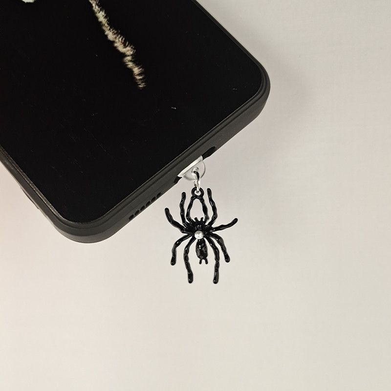 Dark Style Personality Exaggerated Spider Phone Charging Port Dust Plug Pendant Accessory Type-C_voghion.com