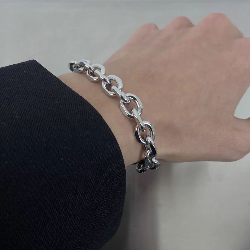 Naszyjnik ze stali tytanowej OT Buckle Cuban i kobiet, Ins Hip-Hop Street Cool Non-Fading Choker Cold Style Clavicle Chain_voghion.com