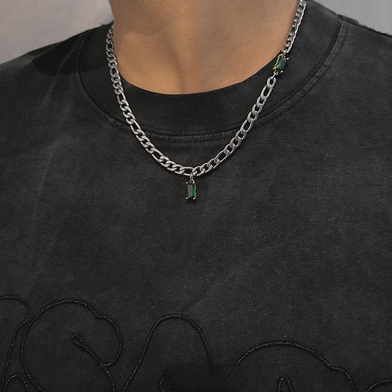 Design Emerald Zircon Splicing Light Luxury Niche Trendy Cool Men's Necklace High-end Cuban Chain Women's Clavicle_voghion.com