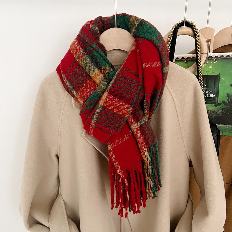 New Year Christmas atmosphere for women, winter Korean style, red checkered outer layer, warm long shawl scarf_voghion.com