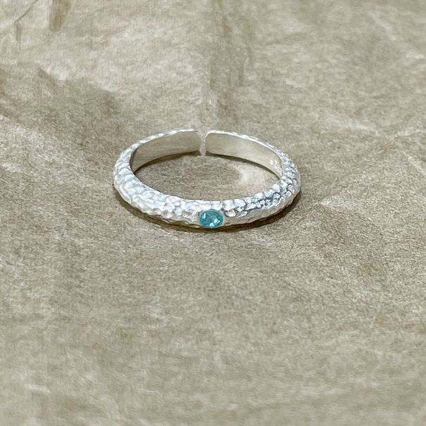 Anello da donna con zircone blu mare spazzolato, anello regolabile con coda aperta, design di nicchia, gioiello versatile per le mani, di alta qualità e alla moda._voghion.com
