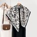 Elegant Spring And Fall Niche Botanical Floral Print Square Scarf, Trendy And Fashionable, High-end Feeling, Good Sun Protection_voghion.com