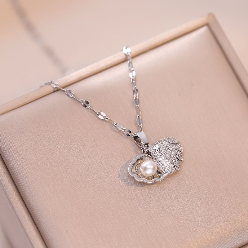 Korean-style Pearl Necklace – Elegant Fan-shaped Pendant With Zirconia Accents | Stainless Steel | Dainty Layered Chain For Daily Wear_voghion.com