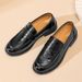 2025 Neue Loafer mit dicker Sohle für Damen, trendige Damenschuhe aus Rindsleder im Herbst, kleiner Blockabsatz im britischen Stil_voghion.com