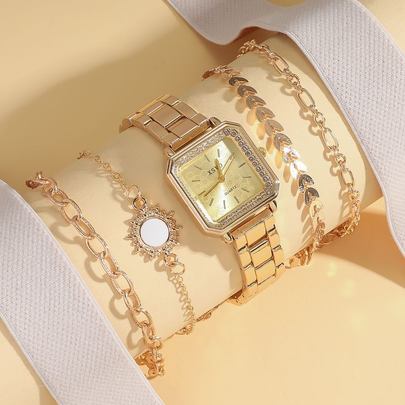 Watch Gift Set Elegant Diamond Studded Fashion Gold Watch With Exquisite Leaf Shaped Chain Bracelet Set_voghion.com