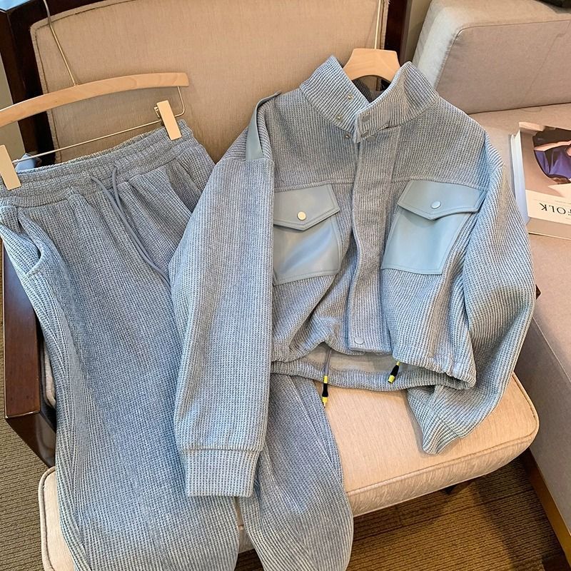 Completo da donna in due pezzi con leggings di fascia alta antietà in stile retrò_voghion.com