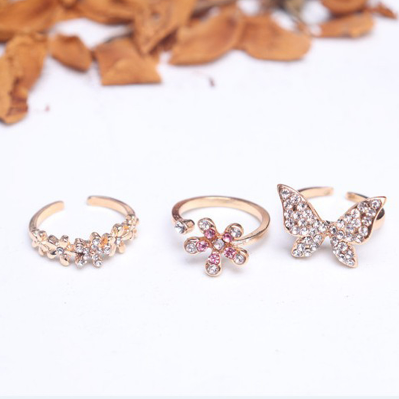 Shuosbai Finger Ring Exquisite Shape Rust-proof Alloy Women Sparkling Butterfly Ring Wedding Jewelry for Lady_voghion.com