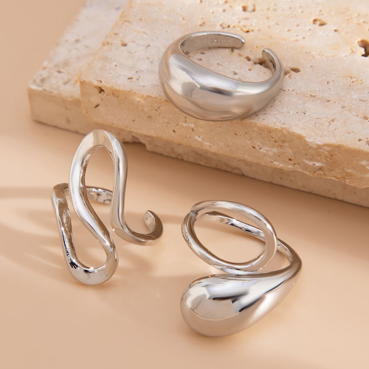 New Jewelry INS Style Light Luxury For Women Fashion Inlaid With Colorful Diamonds Irregular Hexagon Open Ring_voghion.com