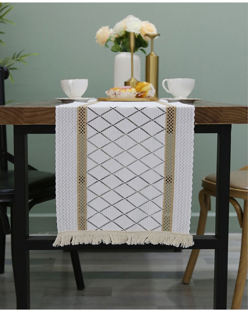 Two-Tone Woven Table Runner With Tassels - American Farmhouse Cotton Linen Table Mat For Holiday Decor_voghion.com