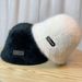 2024 Nuovo cappello da pescatore in pelliccia di coniglio per le donne in autunno e inverno, grande circonferenza della testa, secchio d'acqua in peluche, viso piccolo, cappello da bacino bianco per le donne_voghion.com
