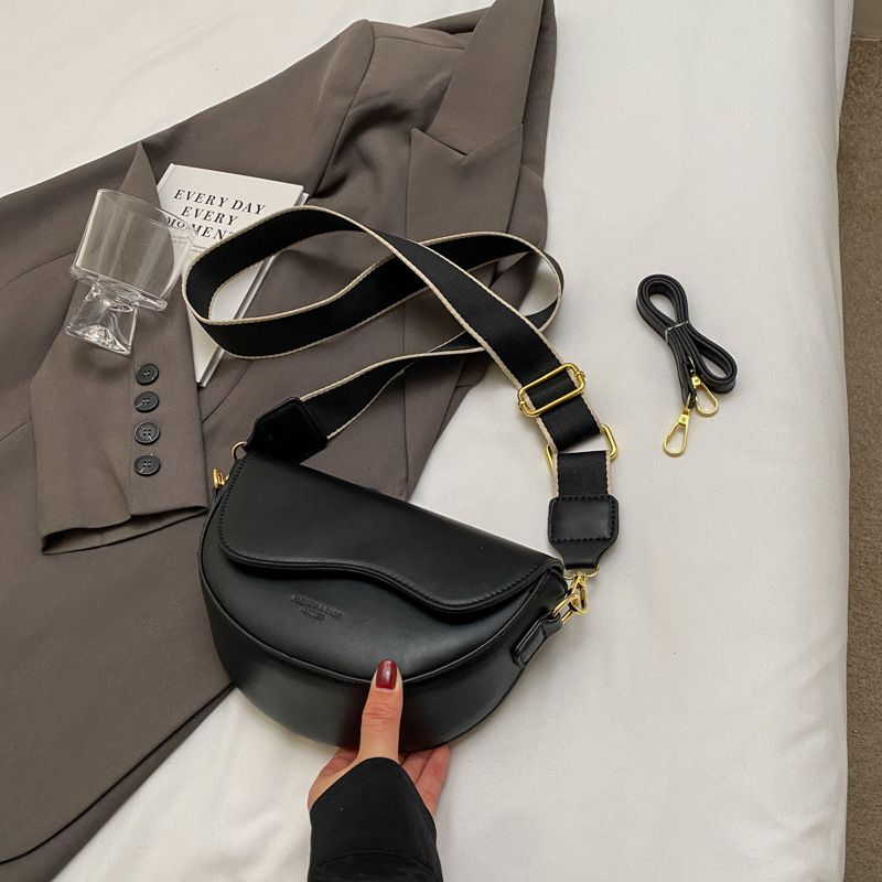 Nischentasche Damen 2025 Neue beliebte Mode High-End-Einzelschulter-Umhängetasche Retro-Unterarm-Satteltasche_voghion.com