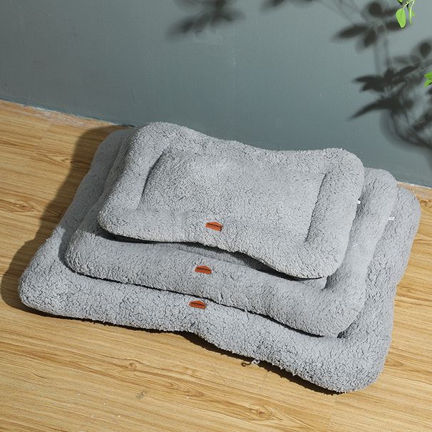 Summer Ice Silk Cool Breathable Pet Dog Supplies Cooling Mat Cat Bed_voghion.com