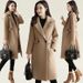 Damen Slim-Fit Wollmantel - Zweireihiger Trenchcoat mit Revers - Elegante mittellange Oberbekleidung (Rot/Khaki/Camel/Schwarz/Pink/Mauve)_voghion.com