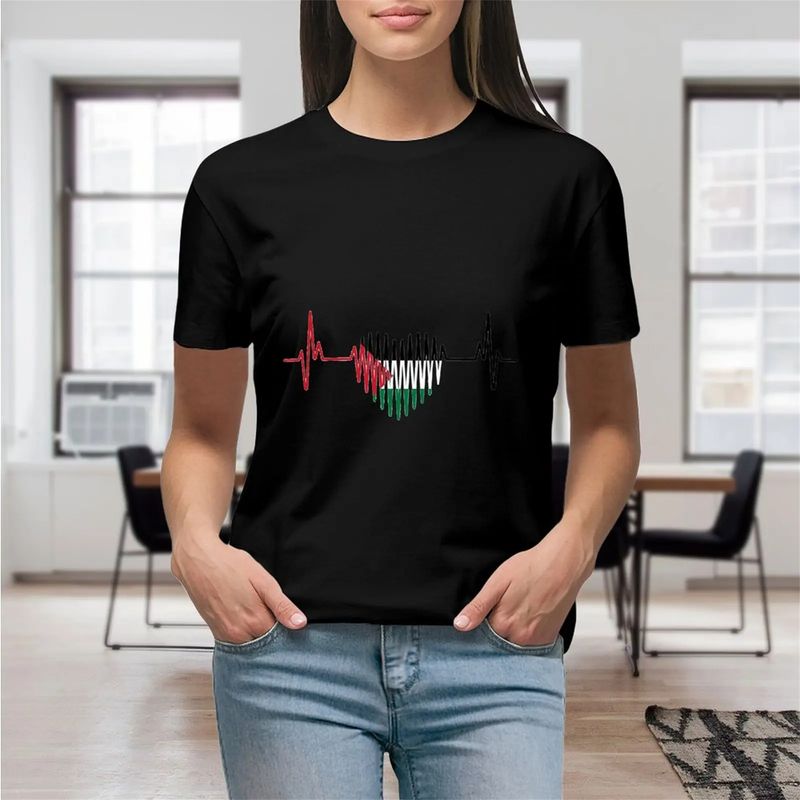 Itaalia lipp südamelöökide uhkusega, grunge Itaalia lipu all, naiste graafiline särk, vabaaja lühikeste varrukatega naiste T-särk, suurus S-4XL._voghion.com