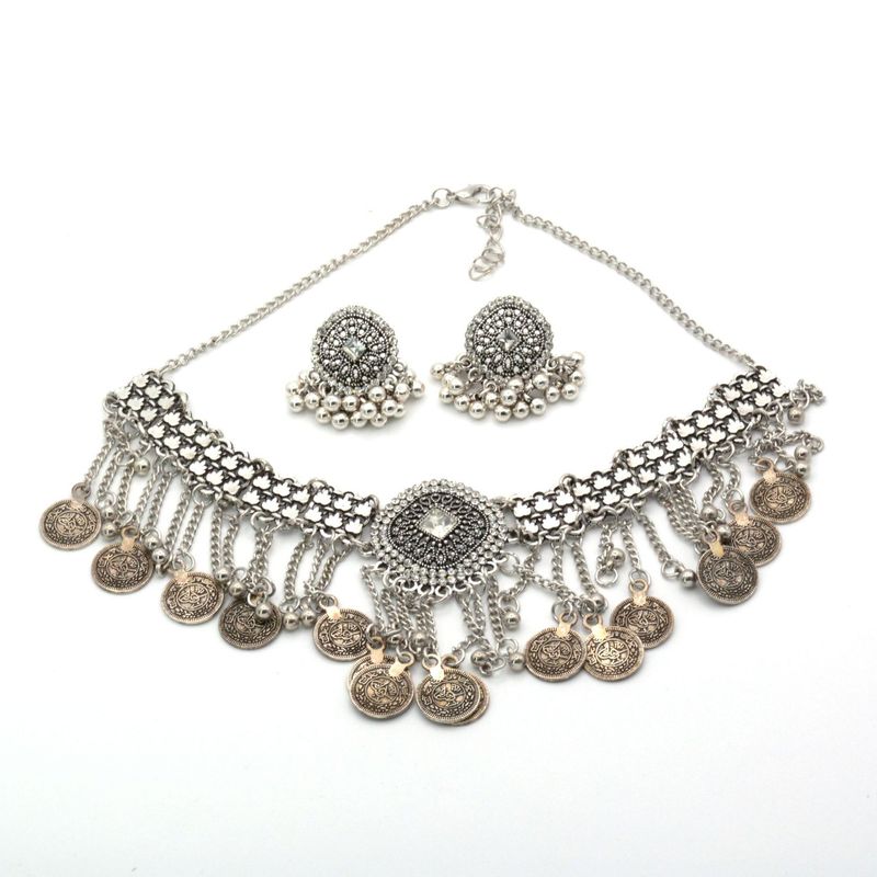 Gioielli e accessori collana con moneta retrò, multistrato in metallo intagliato, nappa, personalità esagerata, set di collane da donna_voghion.com