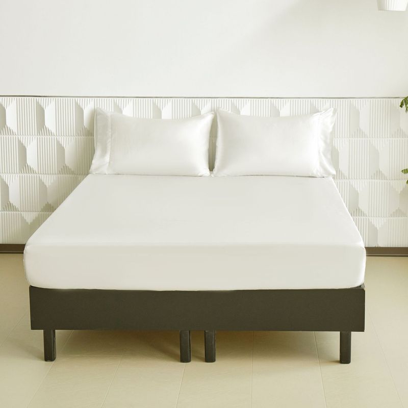 Ice Silky Bed Sheet Three Piece Set Solid Color Bed Fitted Sheet Pillowcase Combination Washable Four Seasons Universal_voghion.com