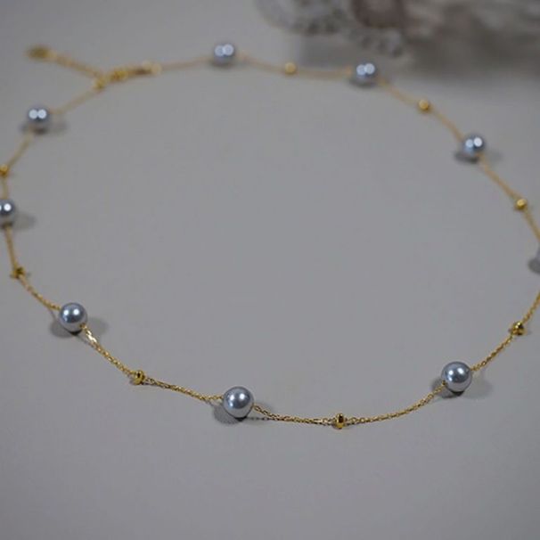 Collana con perle lucenti e cielo stellato | Acciaio al titanio placcato oro 18 carati | Ipoallergenico | Resistente all'ossidazione | Perle lucide | Gioiello romantico ed etereo_voghion.com