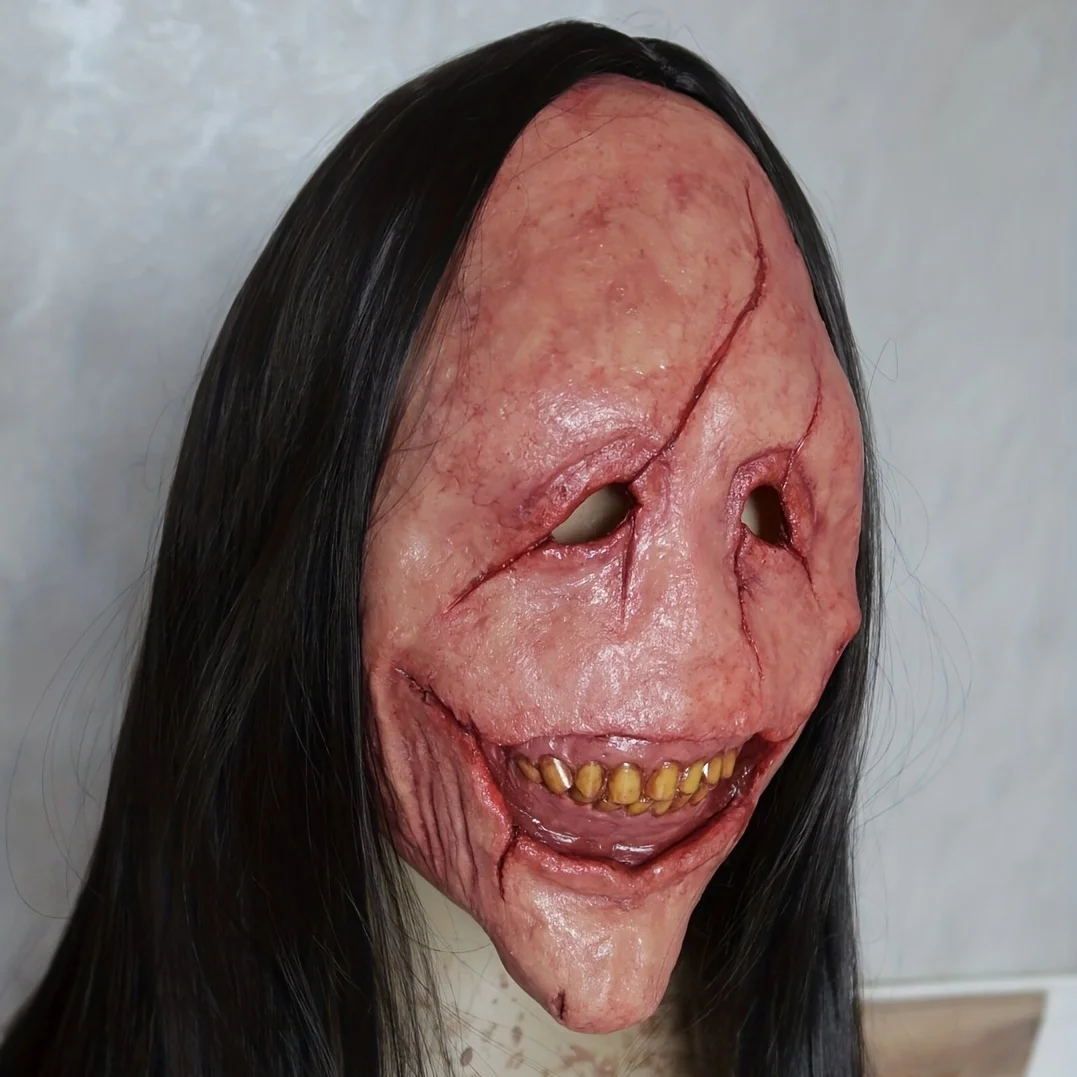 Maschera da demone con capelli lunghi in lattice, con viso rosso, per Halloween e horror_voghion.com